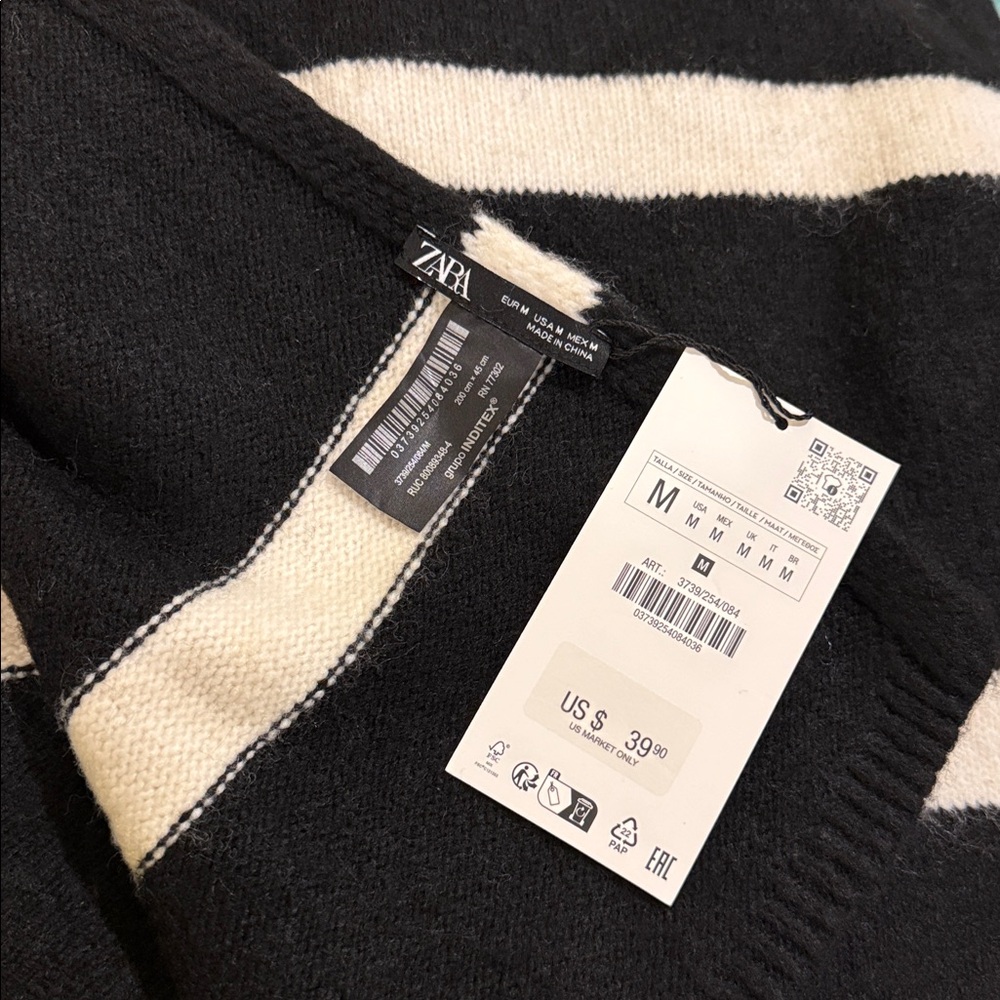 Zara Black and White Striped Scarf